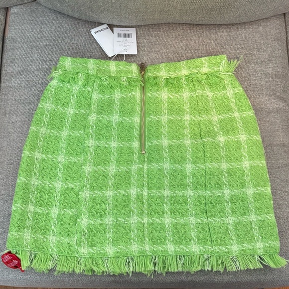 Brand new Walter Baker skirt. Never worn size 6 - Picture 3 of 4